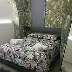 Star House Centro Storico 別荘 カターニア